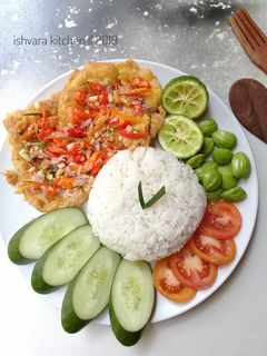 Foto resep Telur geprek sambal matah