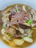 Sup bening lotus root Vegan