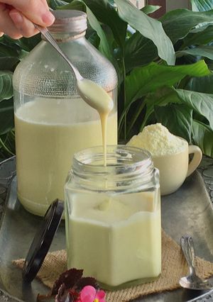 Una foto de LECHE CONDENSADA CASERA 🥛