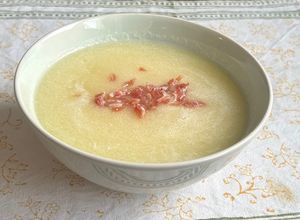 Foto principal de Meló amb pernil versió sopa