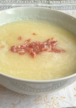Foto principal de Meló amb pernil versió sopa