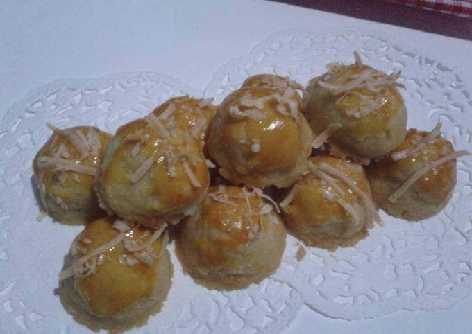 Nastar  Lembut  Topping Keju