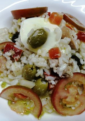 Foto di Insalata di riso fresca e colorata 😋