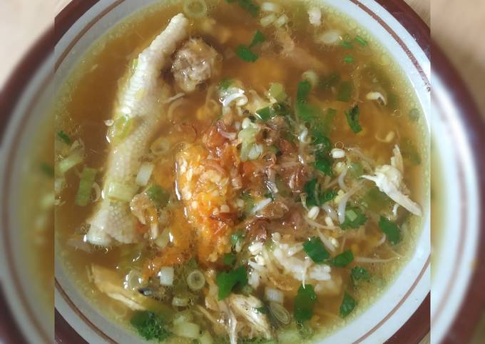 Soto ayam khas solo