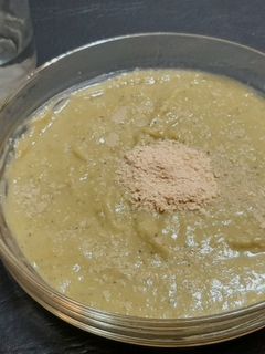Una foto de Sopa crema de espárragos y papa vegan