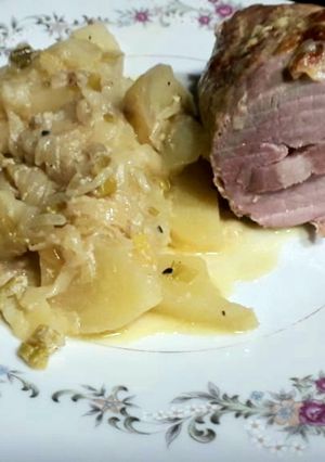 Una foto de Lomito de cerdo con papas a la crema 🥰👌
