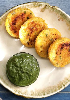 A picture of Paneer Matar Tikki.