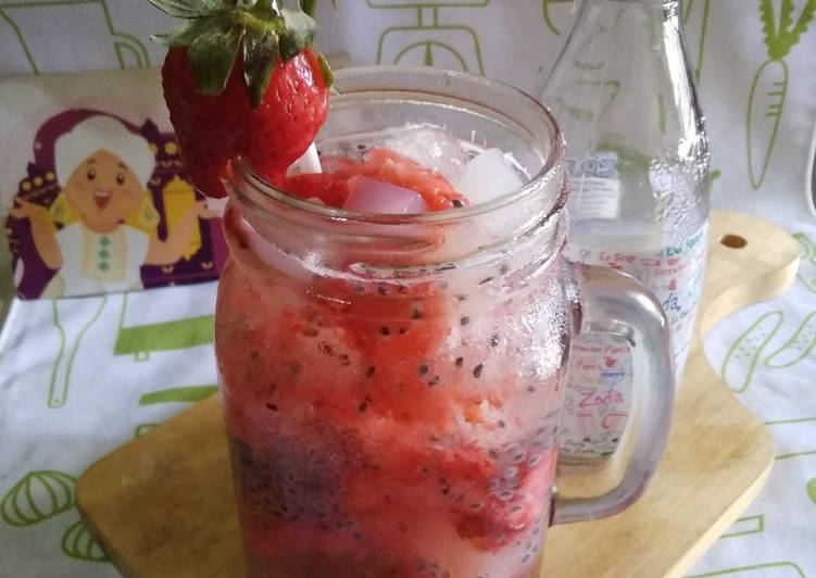 Langkah Mudah untuk Menyiapkan Strawberry Squash yang Lezat Sekali