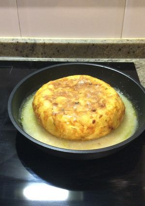 Una foto de Tortilla de patata en salsa