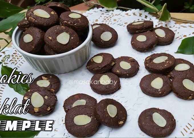 Cookies coklat almond renyah