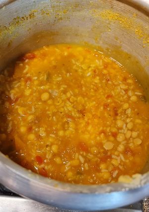 Una foto de Garbanzos Con Tomate