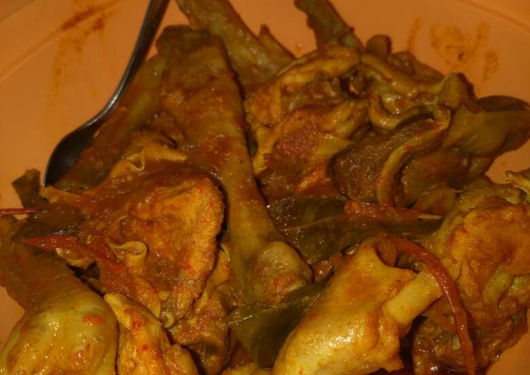 Ayam kampung woku ala ala