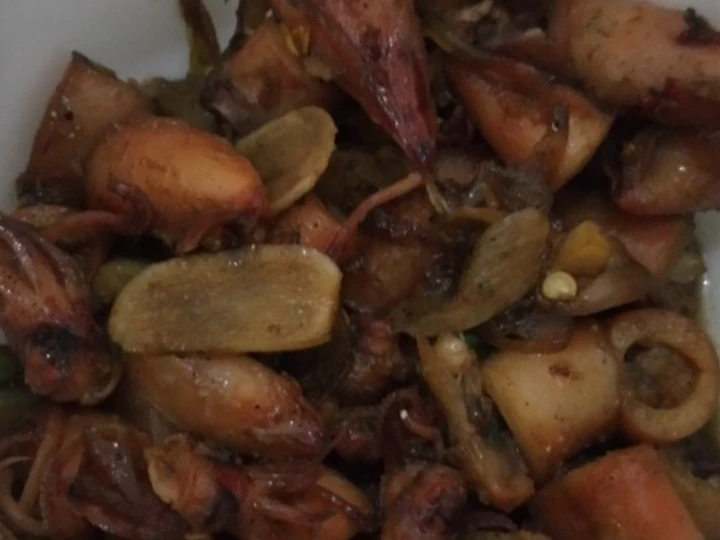 Langkah Mudah untuk Membuat Resep  Tumis manis pedas cumi asin yang Lezat Sekali, Bisa Manjain Lidah