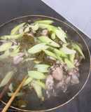 Ếch xào lá giang, bạc hà chua chua cay cay thơm ngon