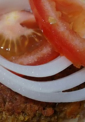 Una foto de Hamburguesa de lentejas activadas en Agua de Mar