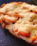 Bánh mì pate phomai đút lò