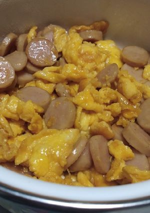 Foto resep Oseng Sosis Telor Bekal Sekolah