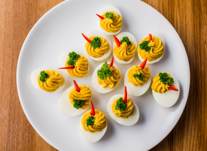 Klasszikus kaszinótojás recept fotója