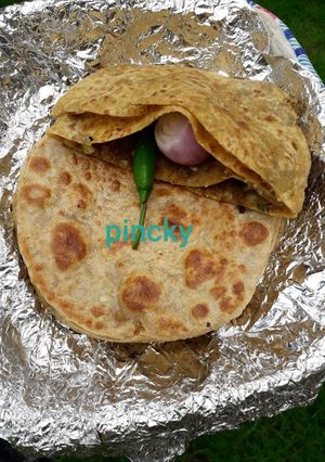 A picture of Sattu ka paratha.