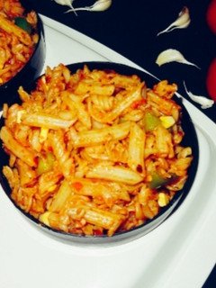 मसाला पास्ता (Masala pasta recipe in Hindi) रेसिपी मुख्य फोटो