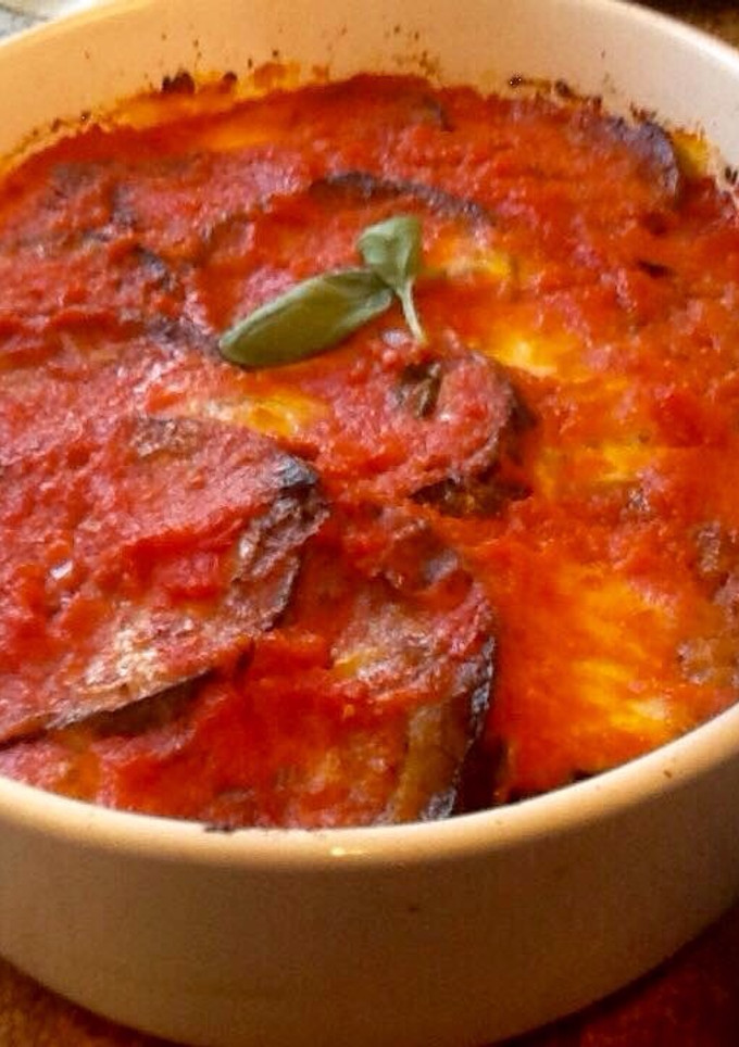 Una foto de Parmigiana (berenjenas a la italiana)