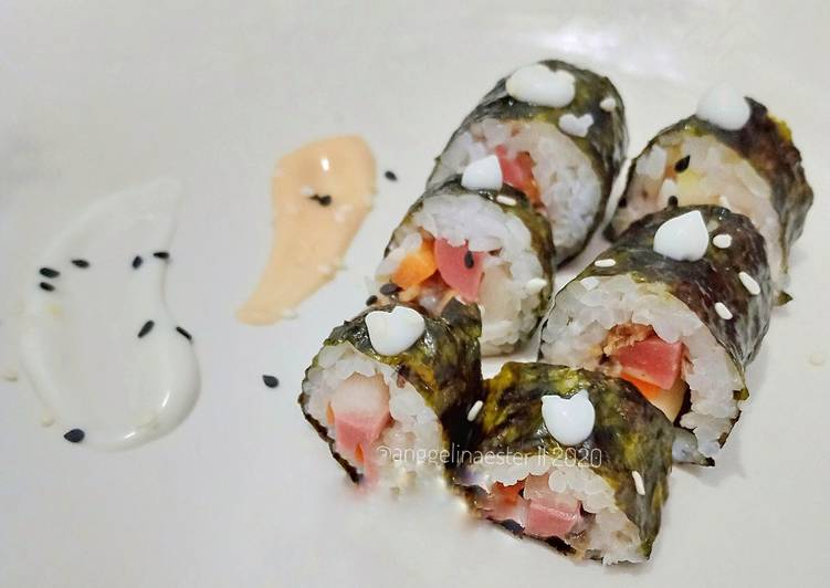 Resep Sushi Roll Tuna Anti Gagal