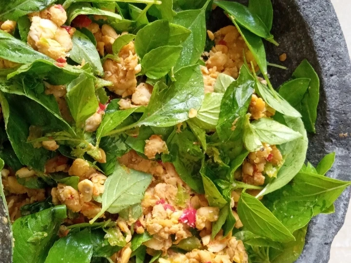 Langkah Gampang Menyiapkan Resep Sambal tempe daun kemangi yang Bisa Manjain Lidah Anti Ribet, Sempurna