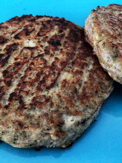 Una foto de Hamburguesas caseras de solomillo de cerdo con Moulinex iCompanion