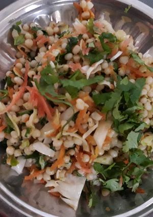 A picture of Fried sorghum (juwar).