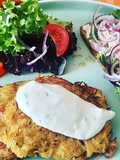 Gemüsepuffer mit Thunfisch-Knobi-Creme