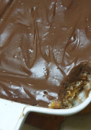 صورة لوصفة حلى طبقات البسكويت مع مهلبية بالشوكولاته الباردة 🍫