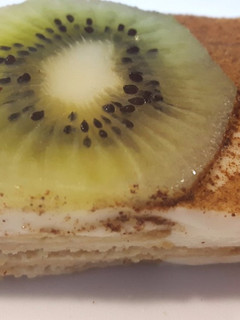 Una foto de Tarta de queso y galletas napolitanas