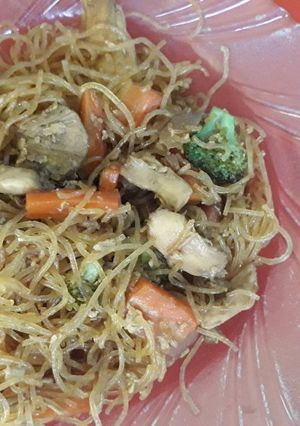 Foto resep Mie goreng ayam #FestivalResepAsia#NegaraIndonesia#DadaAyam