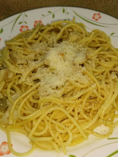 Una foto de Espaguetis carbonara (sin nata)