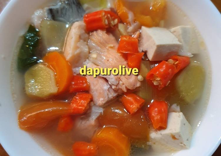 Sup Salmon Tahu