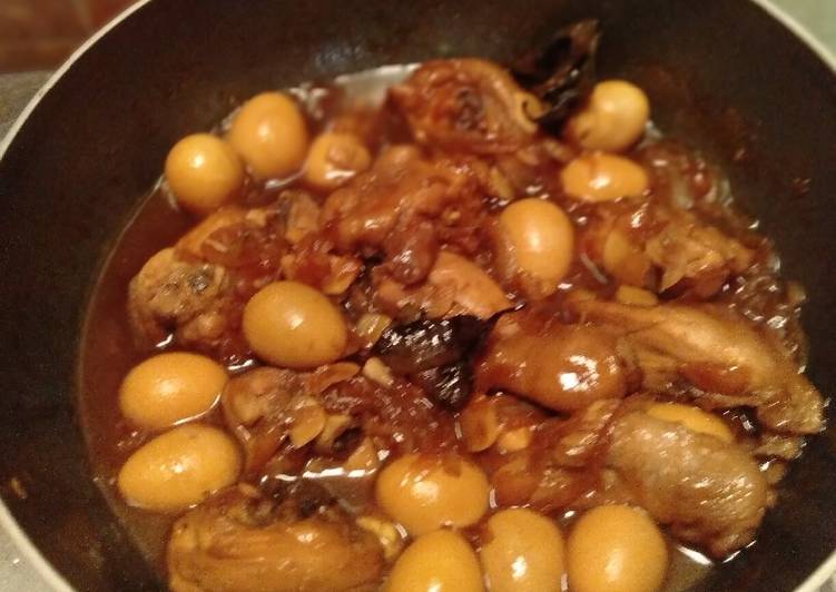 Cara Gampang Menyiapkan Ayam kecap telur puyuh yummi ☺️, Lezat Sekali