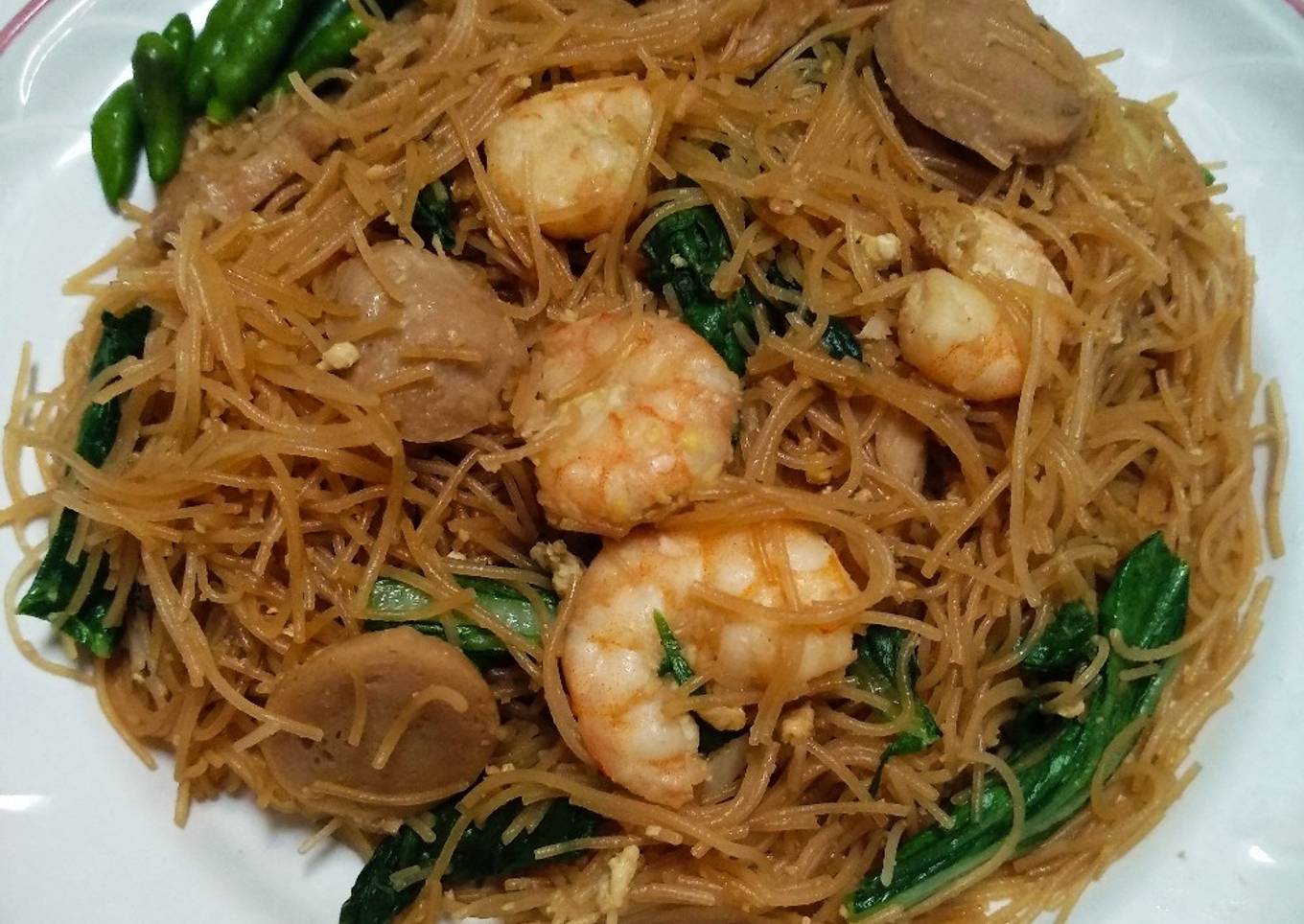 Bihun goreng special bakso udang