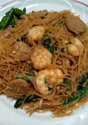 Foto resep Bihun goreng special bakso udang