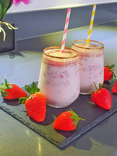 A picture of Korean strawberry milk.