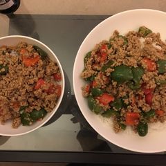 A picture of Turkey, Pepper, and Peanut Stir Fry.