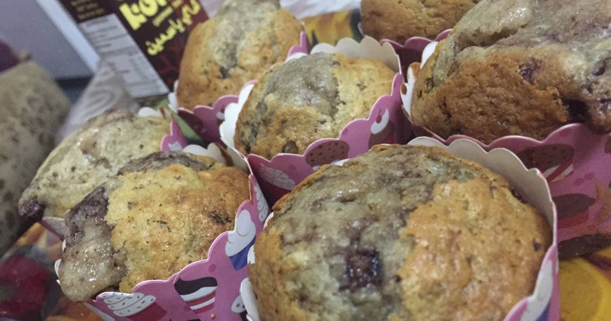 Resep Simple choco banana muffin oleh Najmah Cookpad