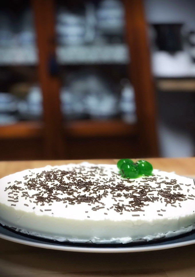 Una foto de Tarta de mousse de coco (en Thermomix)