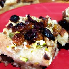 A picture of Bread custard pudding.