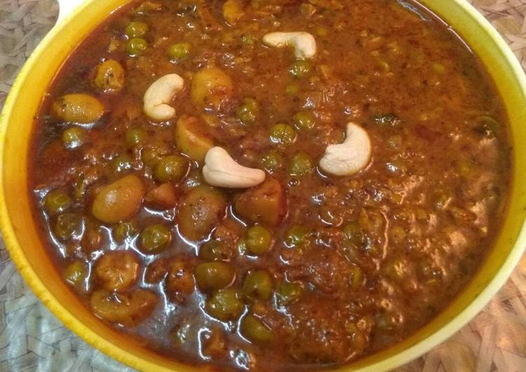 Easiest Way to Make Perfect Khoya, Matar, Mushroom