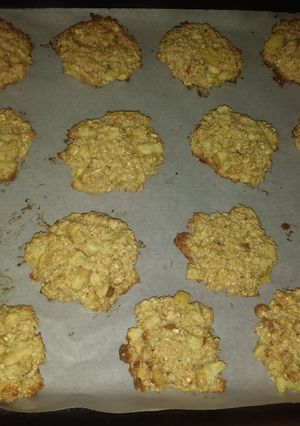 Una foto de Galletas de avena y manzana sin harina