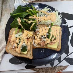 A picture of Chily tuna peri peri sauce.