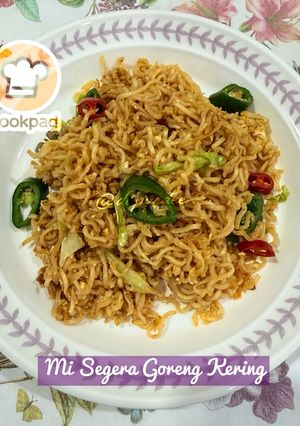 Gambar 👩‍🍳Mi Segera Goreng Kering