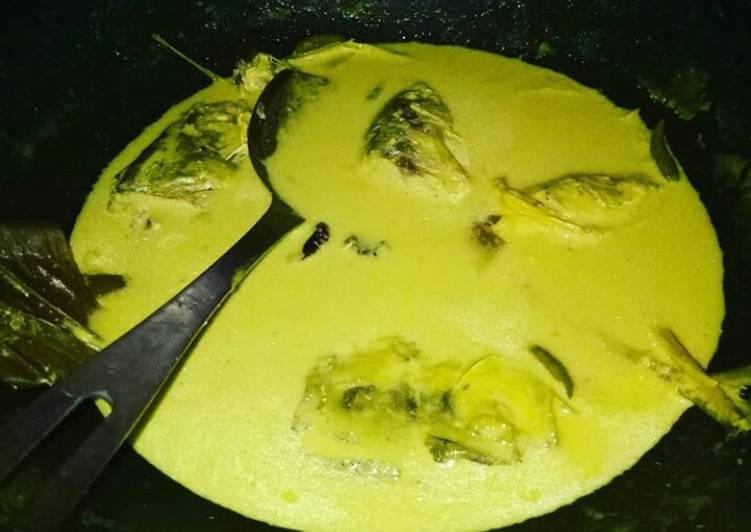 Gulai Ikan Kuning / Lauak Masin khas Padang