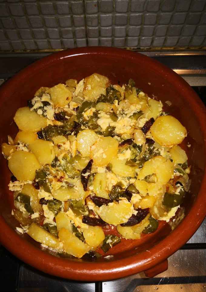 Una foto de Patatas a lo pobre