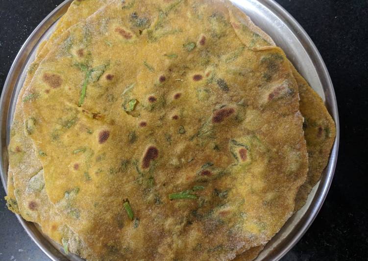 How to Prepare Favorite Methi roti
